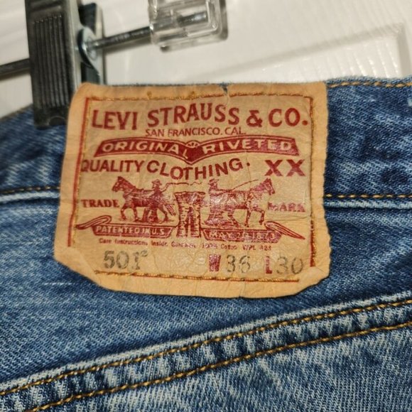LEVIS 501 Blue Jeans Mens 36X30 Button Fly Red Tab Dominican Republic VTG - Picture 9 of 9